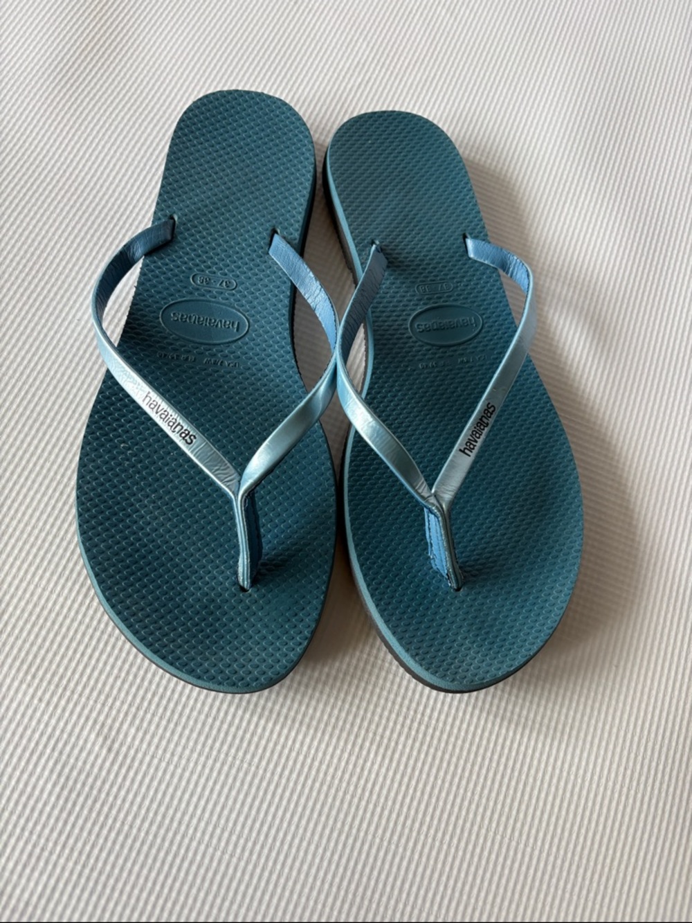 HAVAIANAS FLIP FLOPS SANDALS WOMAN SIZE 7
